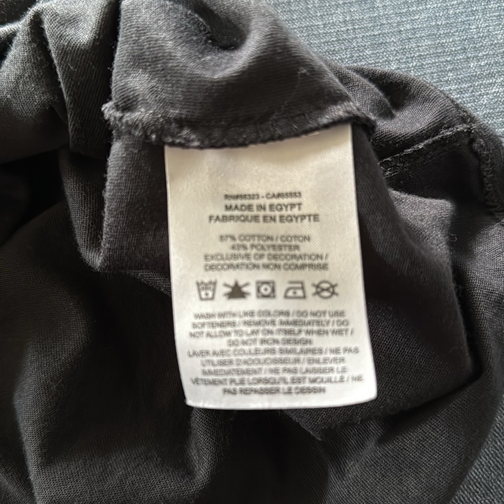 Black Nike T- shirt - Picture 5 of 6